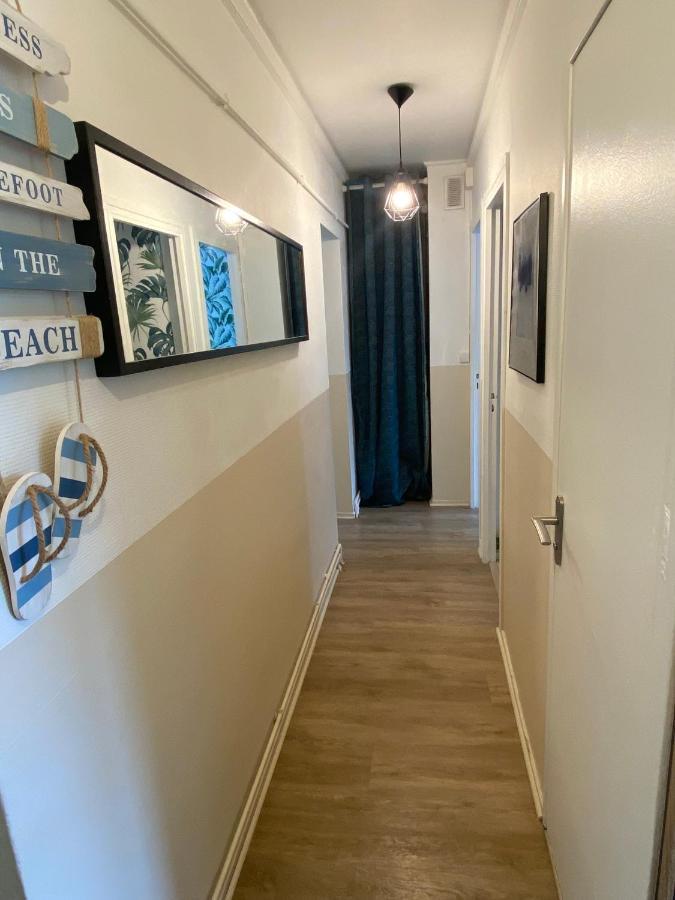 Superbe Appartement Au Calme Avec Parking Gratuit. Мериньяк Екстер'єр фото